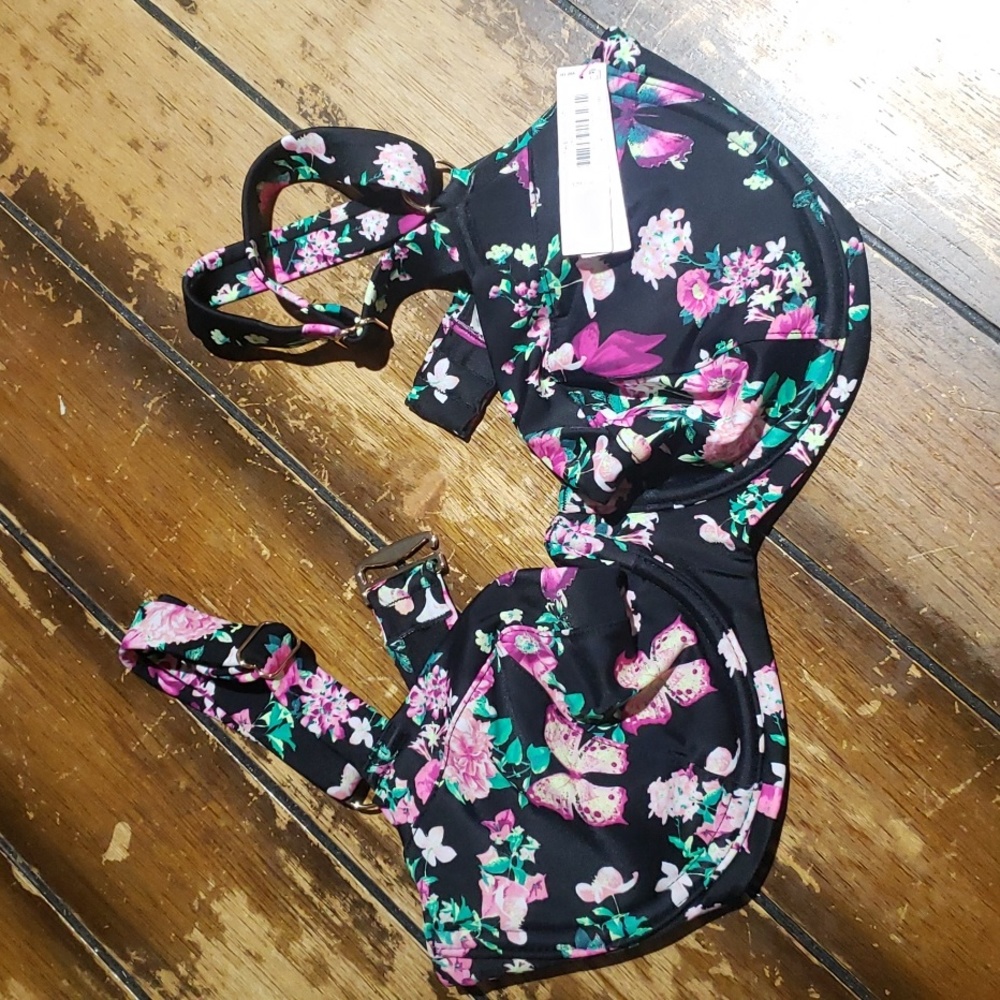 Bathing suit top
